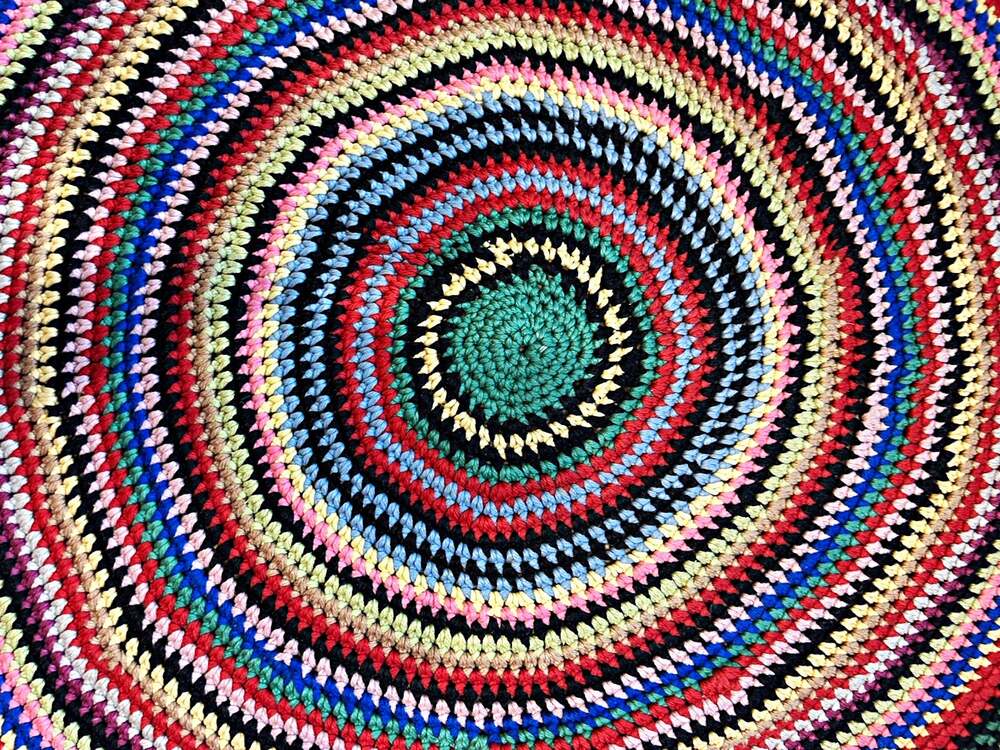 Handmade Handcrafted Round Multicolor Braided Rag Rug with Fringe 42” - Picture 1 of 3